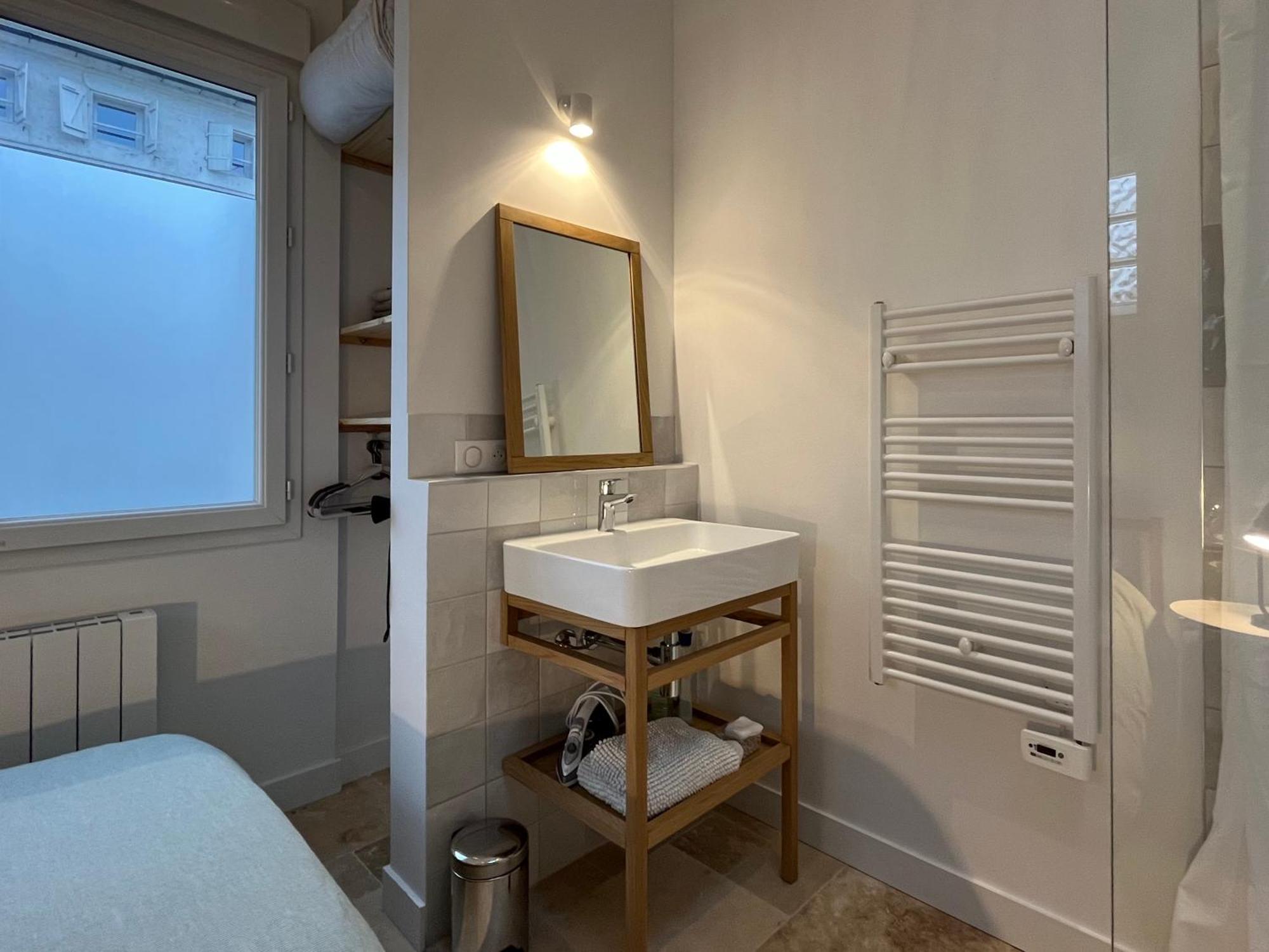 Loft Avec Terrasse Et Jardin Apartman Angoulême Kültér fotó